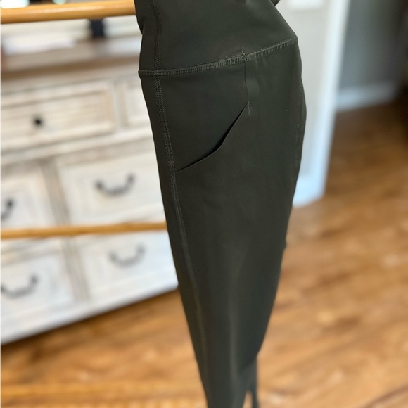 Lululemon Pace Rival Green Leggings - Picture 7 of 10